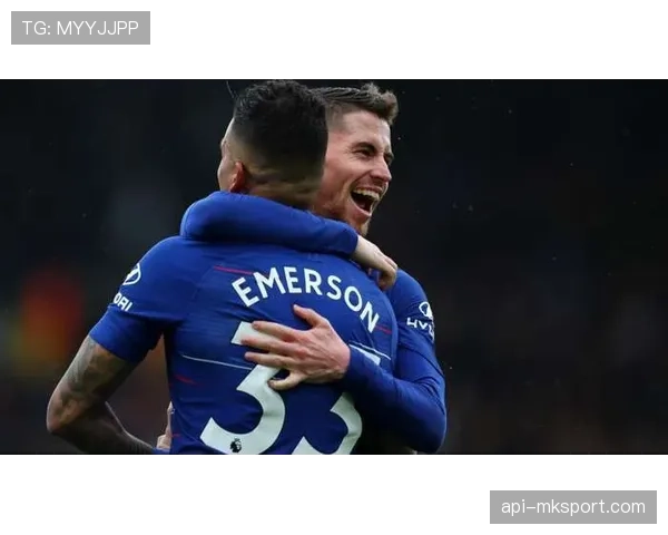 “实时：巴黎圣日耳曼上半场完成18次传中，但仅1次射正目标”